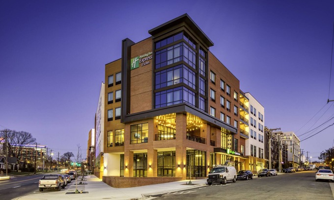 Wilmore Hotel | Holiday Inn Express & Suites Charlotte - South End by IHG