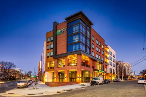 Wilmore Hotel | Holiday Inn Express & Suites - Charlotte - South End by IHG