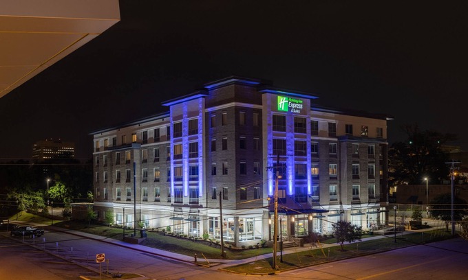 Columbia Hotel | Holiday Inn Express & Suites Columbia Downtown - The Vista by IHG