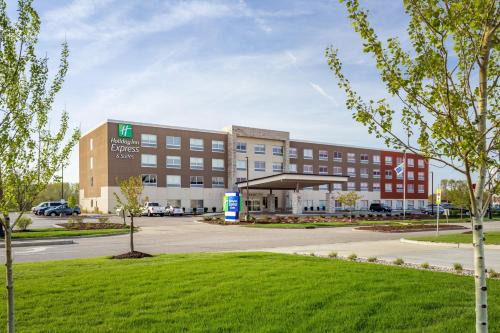 Hammond Hotel | Holiday Inn Express & Suites Hammond by IHG