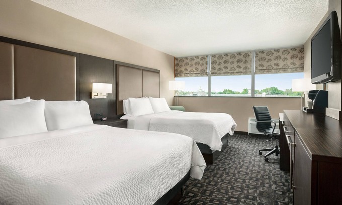 Jeffersontown Hotel | Holiday Inn Louisville East - Hurstbourne by IHG