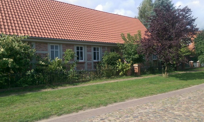 Schrepkow Otro | Loft de vacaciones de un patio de tres lados en el Prignitz, con amor e individualidad