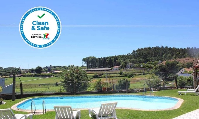 Vila Nova de Famalicao Casa | Casa de vacaciones a 20 minutos de la playa con piscina