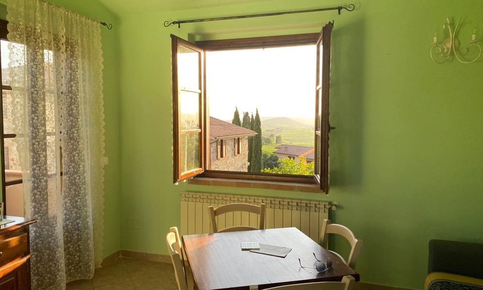 Pomaia Apartamento | Holiday resort, pool,children's pool,restaurant,child-friendly. close to village