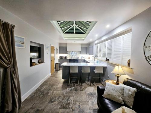 Ticehurst Casa | Holly Cottage