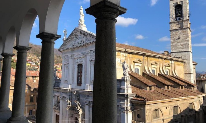 Alzano Lombardo Cama Y Desayuno | Holly's House apartment