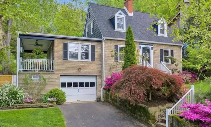 Churchhill Casa | Home Away from Home