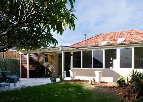Kogarah Bay Casa | Home Away From Home - 3 Bedroom House Sleeps 6 - Parking