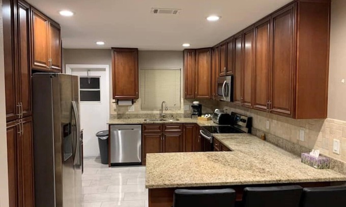 Doctor Phillips Casa | Home Away From Home! Minutes to Universal & Disney
