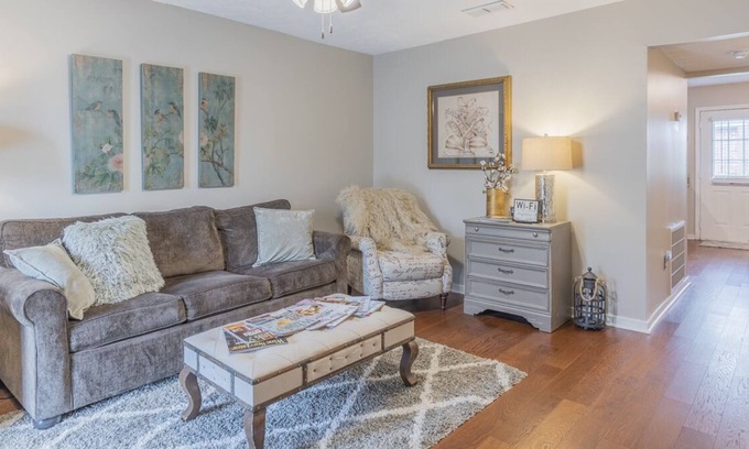 Starkville Casa | Home away from home -- centrally located, newly renovated!