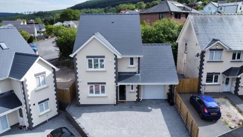 Merthyr Tydfil Casa | Home from home in Heolgerrig BPW