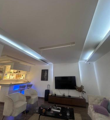 Santa Maria Casa | Home Love and Laughter