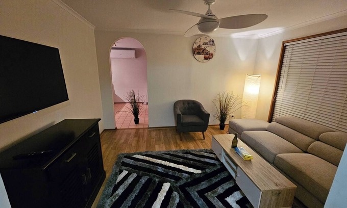 Meadow Heights Casa | Casa cerca del aeropuerto de Melbourne