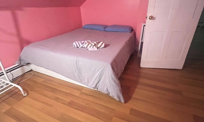 East Orange Casa | Home near NYC