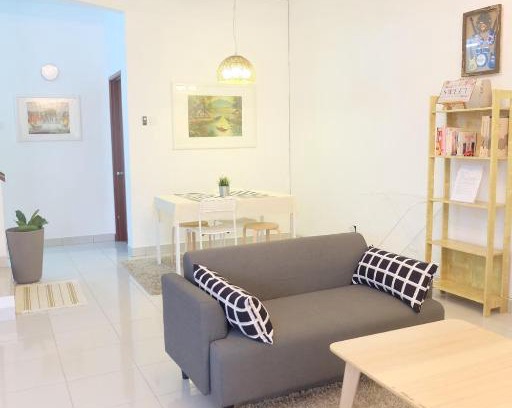 Kampung Rawa Casa | Home Sweet Home Terrace Landed House