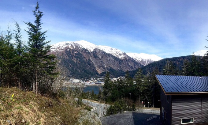 West Juneau Casa | Sublime, Seleccionar, elegante y simple. Deja el desorden detrás.