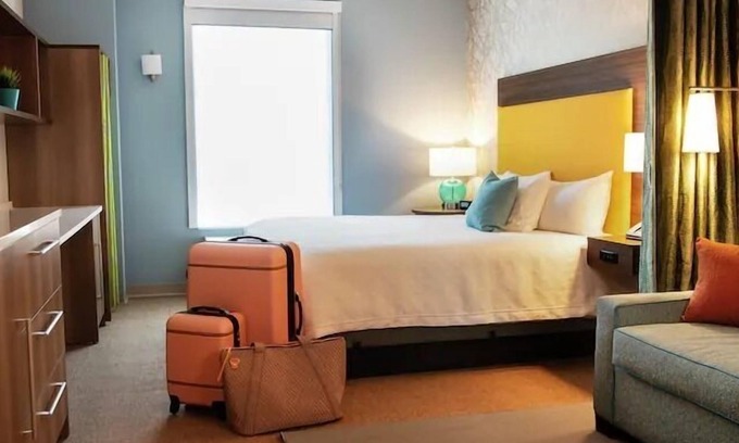 North River Shores Hotel | Home2 Suites by Hilton Stuart