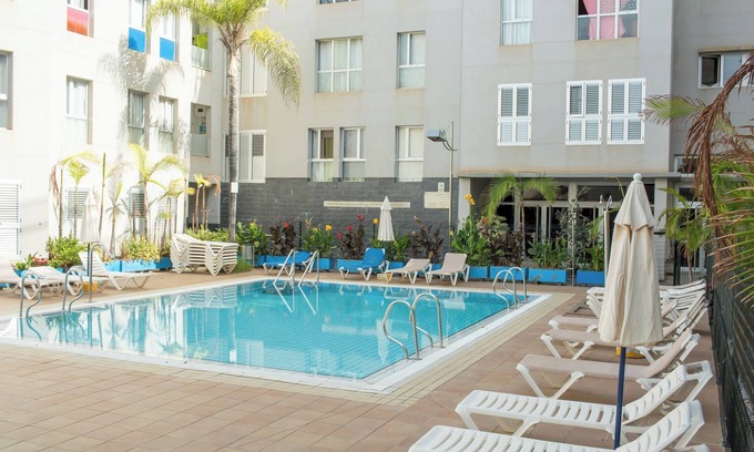 Sardina Apartamento | Home2Book Sunny Getaway & Pool in Playa de Sardina