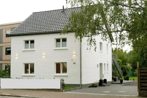 Meerbusch Casa | HOMEFY - Gasthaus Düsseldorf - Meerbusch
