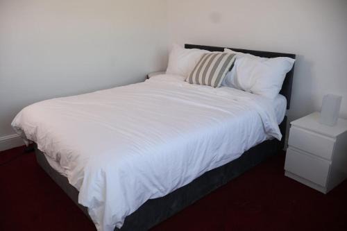 Vange Apartamento | Homely three bedroom