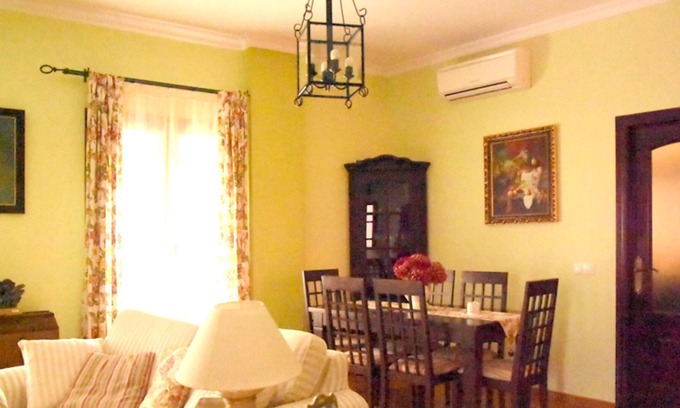 Penaflor Casa | Homerez - Espectacular casa para 5 pers. con balcón en Sevilla, Peñaflor