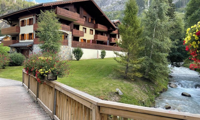 Pralognan-la-Vanoise Apartamento | Homerez - Apart. en Pralognan con balcón