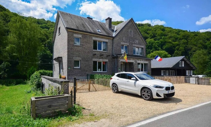 Bohan Apartamento | Homerez - Apartamento Vresse-sur-Semois