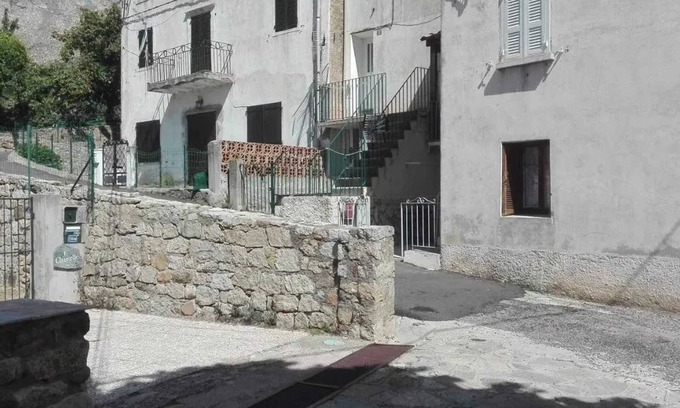 Albertacce Casa | Homerez - Encantadora casa con vista a la montaña en Albertacce