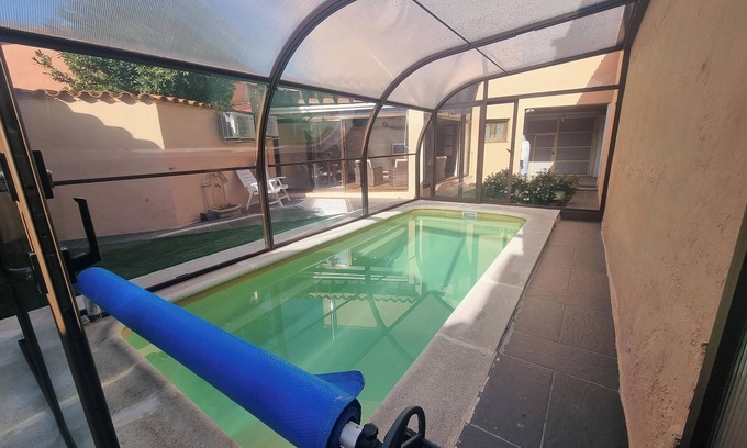 Pajares de la Lampreana Villa | Homerez - Villa en Pajares de la Lampreana