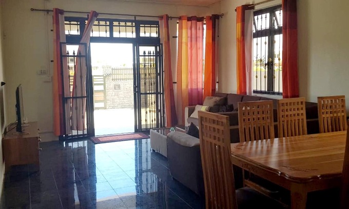 Mahebourg Casa | Homerez - Casa a 2 km de la playa para 8 pers. con vistas al mar en Mahebourg