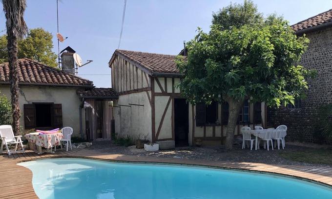 Gee-Riviere Casa | Homerez - Casa para 4 pers. con piscina compartida y jardín en Gée-Rivière