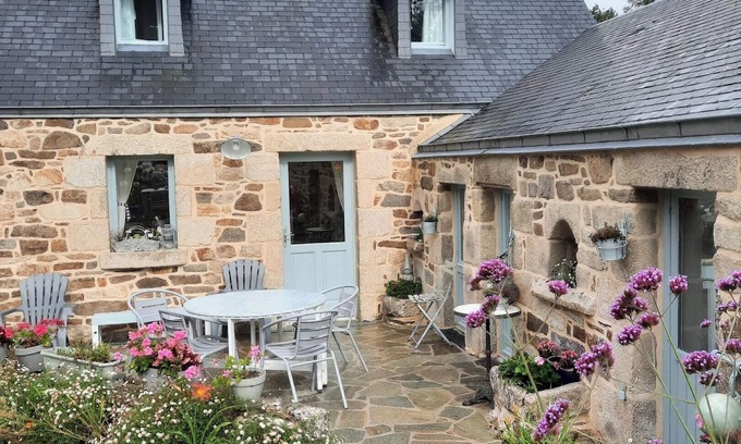 Cleden-Cap-Sizun Casa | Homerez - Casa en Cléden-Cap-Sizun