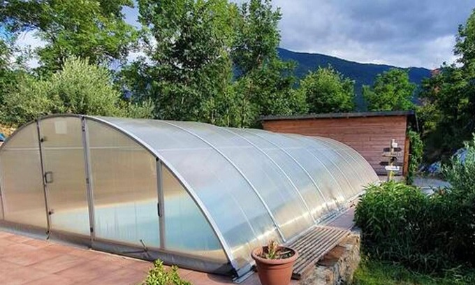 Ax-les-Thermes Chalet De Esquí | Homerez - Chalet a la montaña para 4 pers. con piscina compartida y terraza