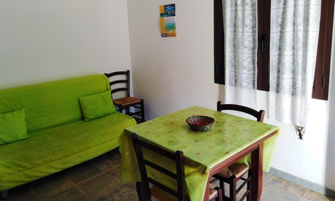 Elini Casa | Homerez - Bonita casa a 7 km de la playa para 4 pers. con terraza en Elini