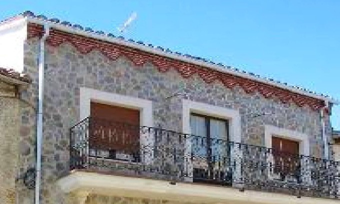 Bonar Casa | Homerez - Espaciosa casa para 8 pers. con balcón en Boñar