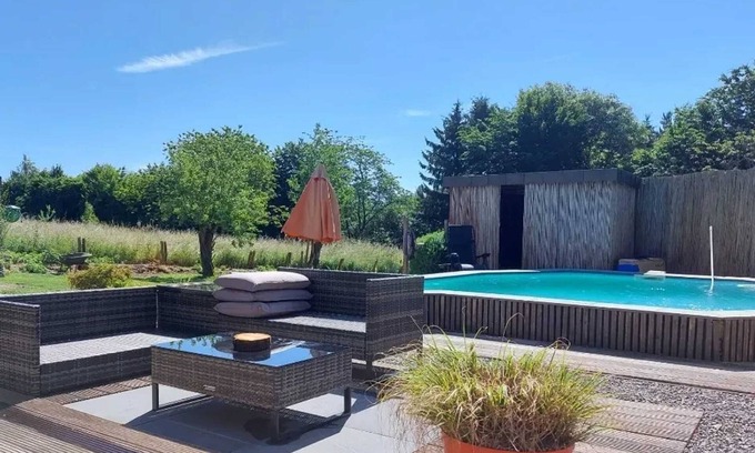 Ohey Villa | Homerez - Villa en Ohey con piscina.
