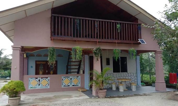 Kuala Rompin Casa | Homestay D'Hiburan Kuala Rompin