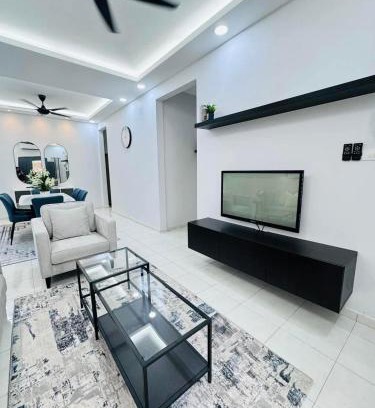 Sungai Baru Tengah Casa | Homestay Mdm Mai 2
