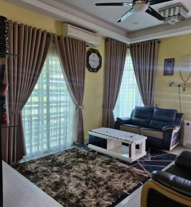 Ayer Molek Casa | HOMESTAY RIZQI - MUS LIM Only