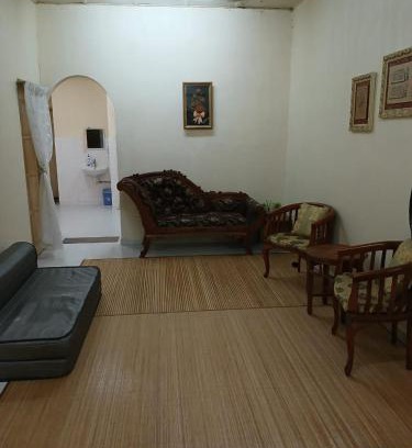 Kawasan Perindustrian Chendering Casa | Homestay Wanjanah