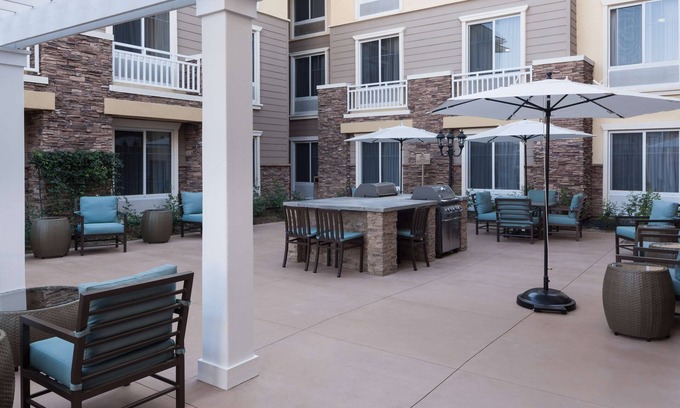 Agoura Hills Hotel | Homewood Suites by Hilton Agoura Hills