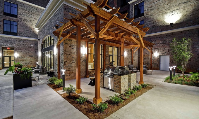 West End Hotel | Homewood Suites by Hilton Greenville Downtown