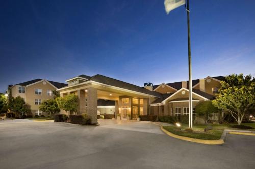Deco Hotel | Homewood Suites by Hilton Houston-Willowbrook Mall