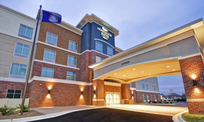 Warren Hotel | Homewood Suites by Hilton Detroit