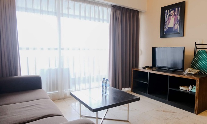 Braga Apartamento | Homey And Spacious 3Br Apartment At Braga City Walk