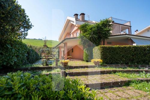 Pineto Apartamento | Homiday - Villino Dei Poeti