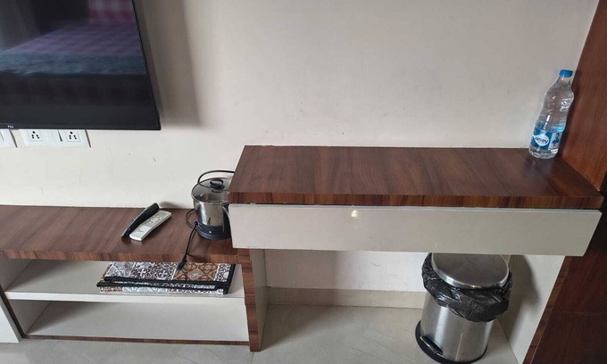 Panchkula Urban Estate Apartamento | HomiStay - Luxury Room