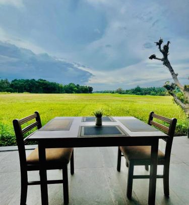 Minuwangoda Casa | Honey Dew Villa Minuwangoda