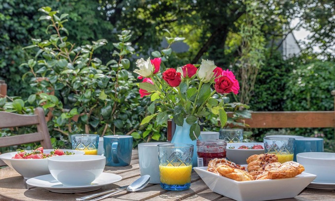 Burgh Island Cabaña | Honeysuckle Cottage