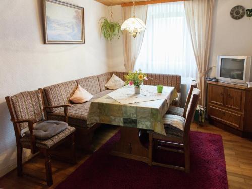 Hontheim Casa | Hontheim Farmhouse Retreat